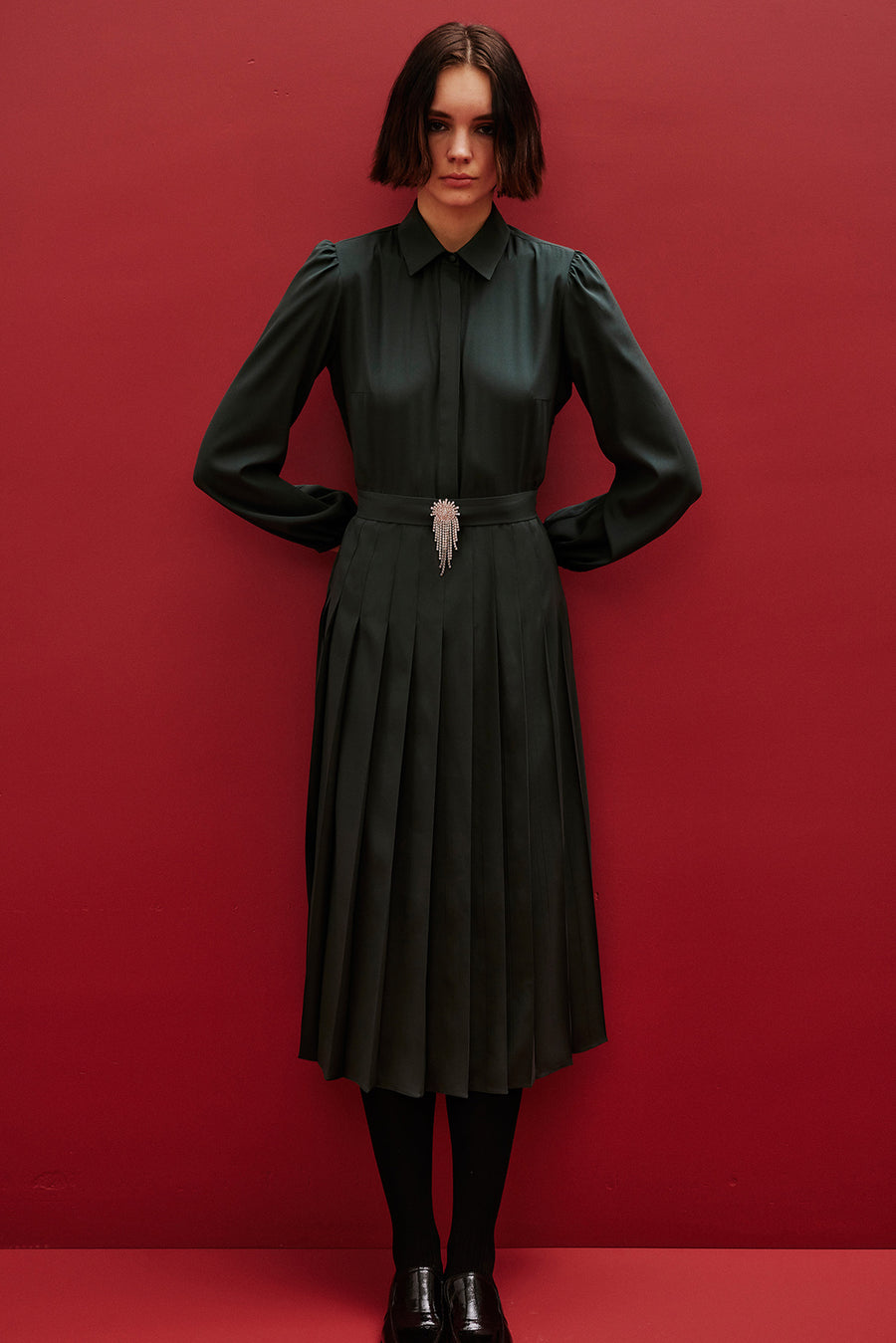 Anna Silk Pleated Dress | Dark Green